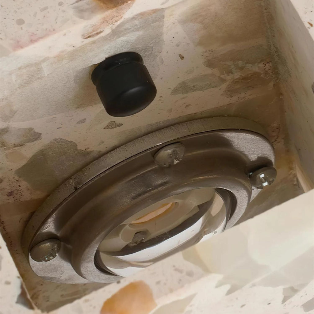 Kinkiet z naturalnego kamienia Belisca