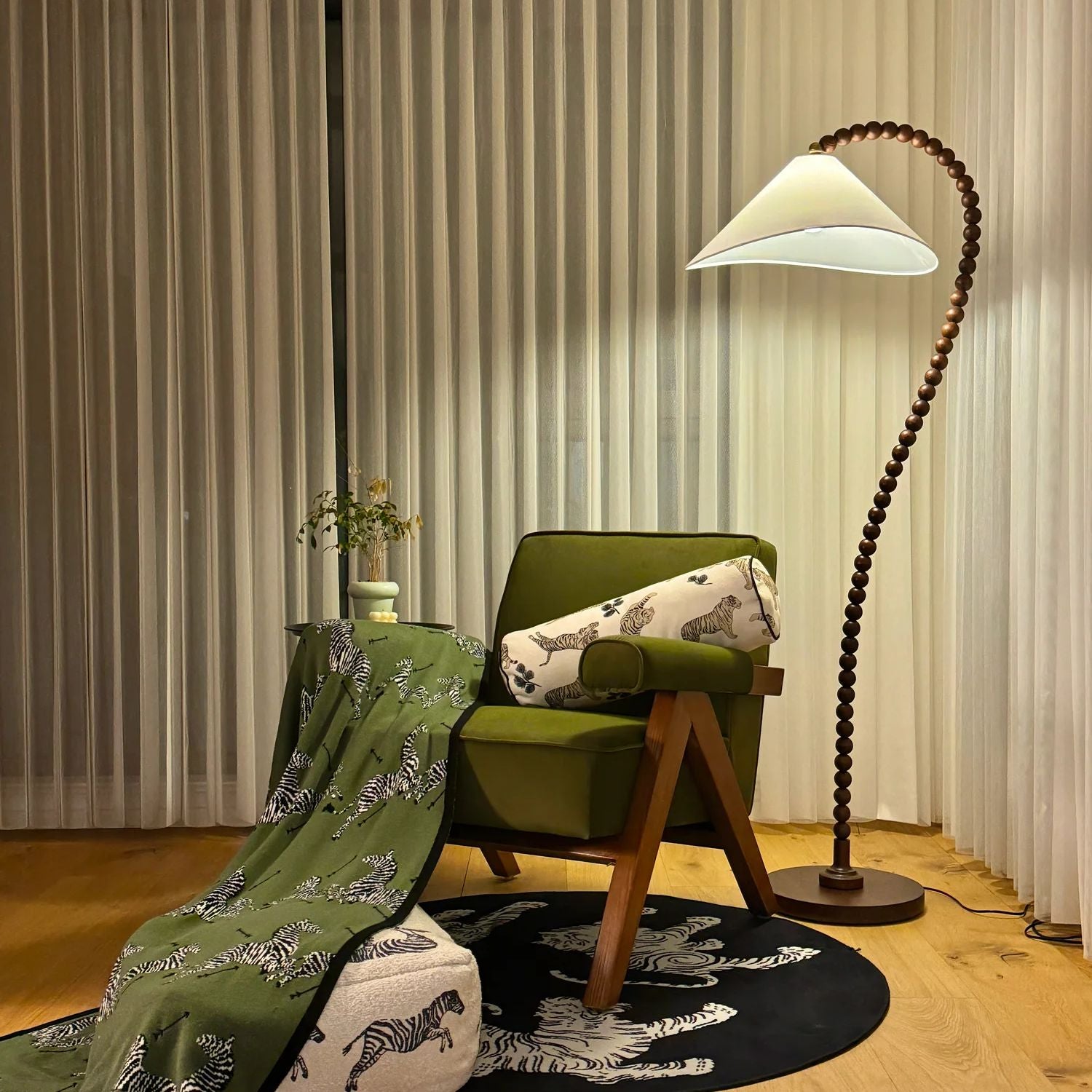 Ballsan Floor Lamp