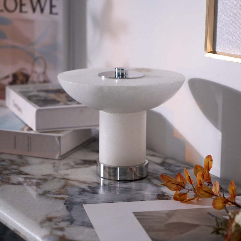 Lampa stołowa Aesmoze Alabaster