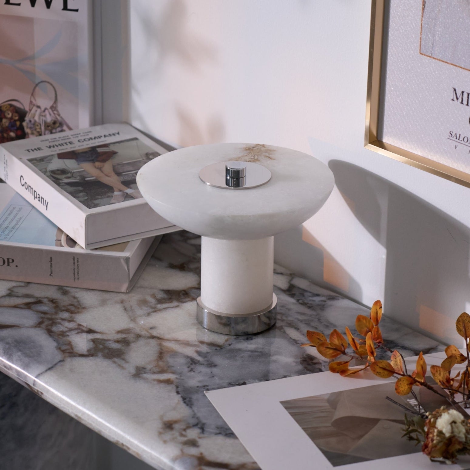 Lampa stołowa Aesmoze Alabaster