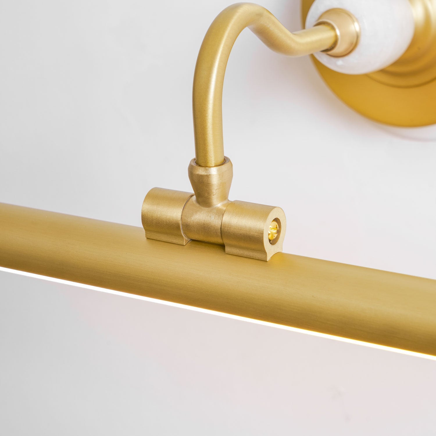 Lampa ścienna liniowa Archer