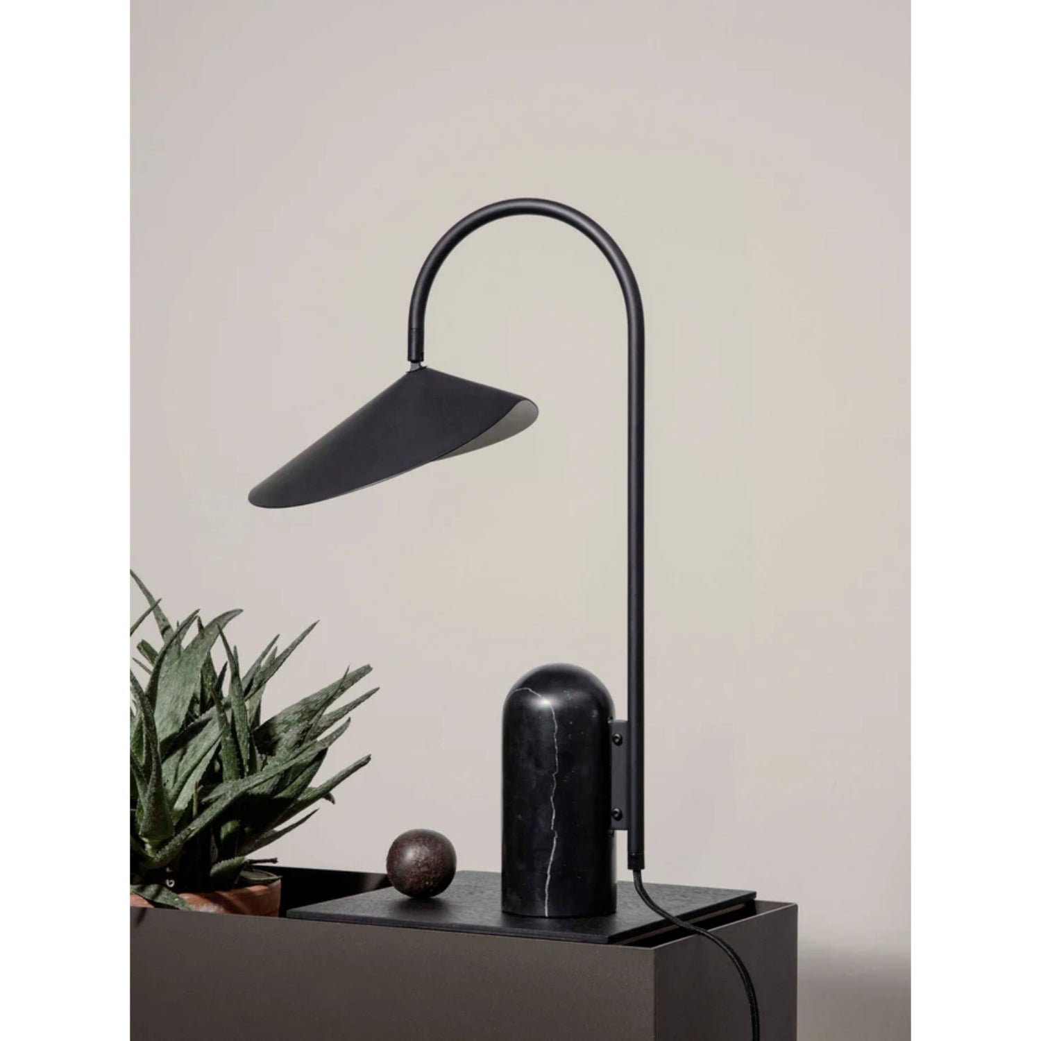 Lampe de table Arumce