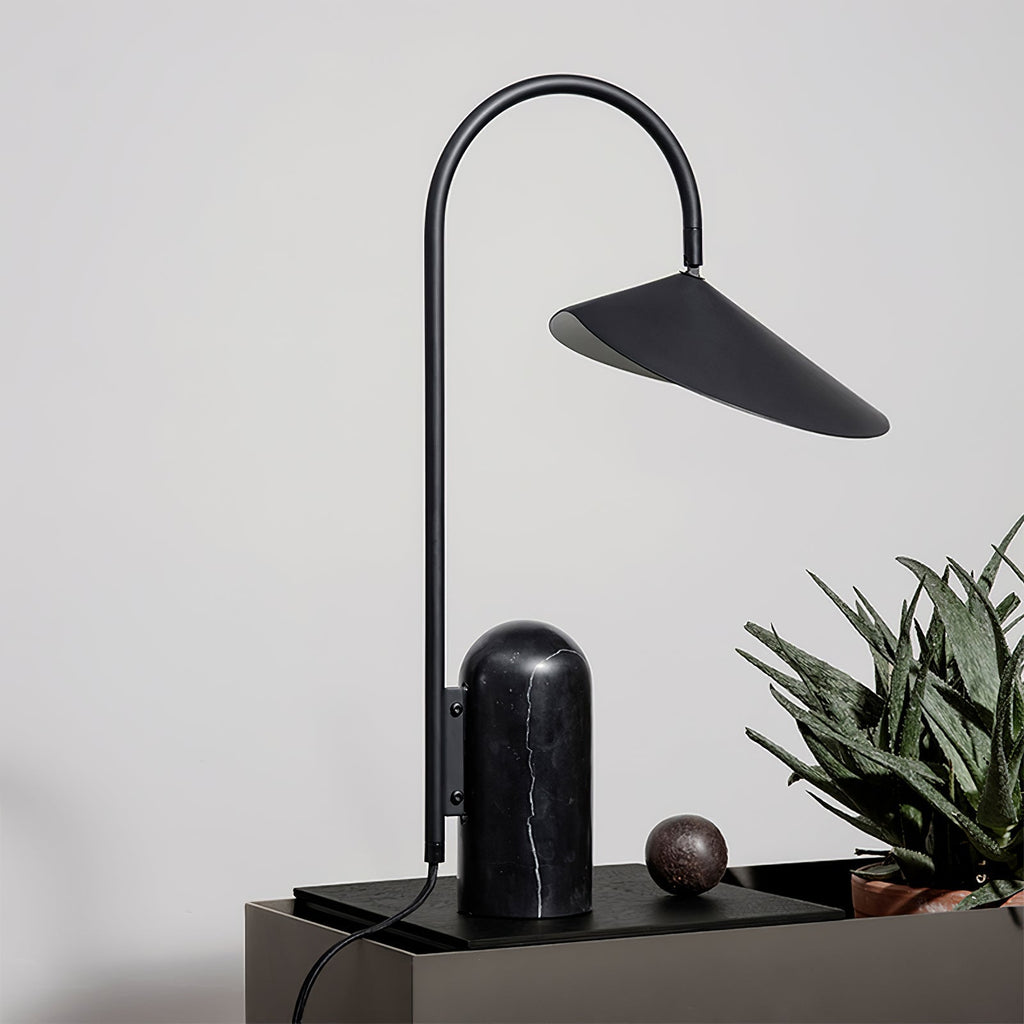 Lampe de table Arumce
