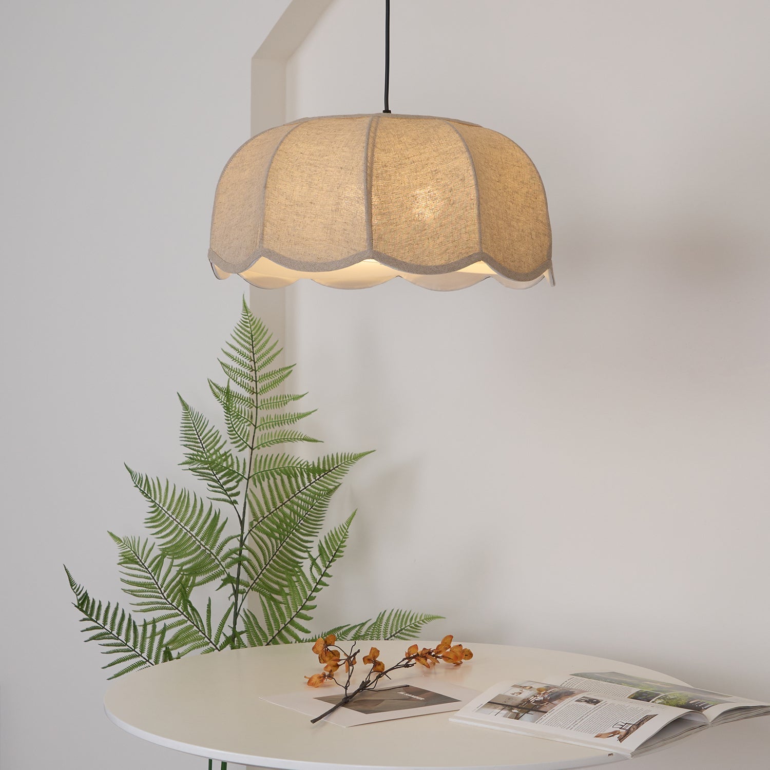 Benzana Leaf Pendant Lamp