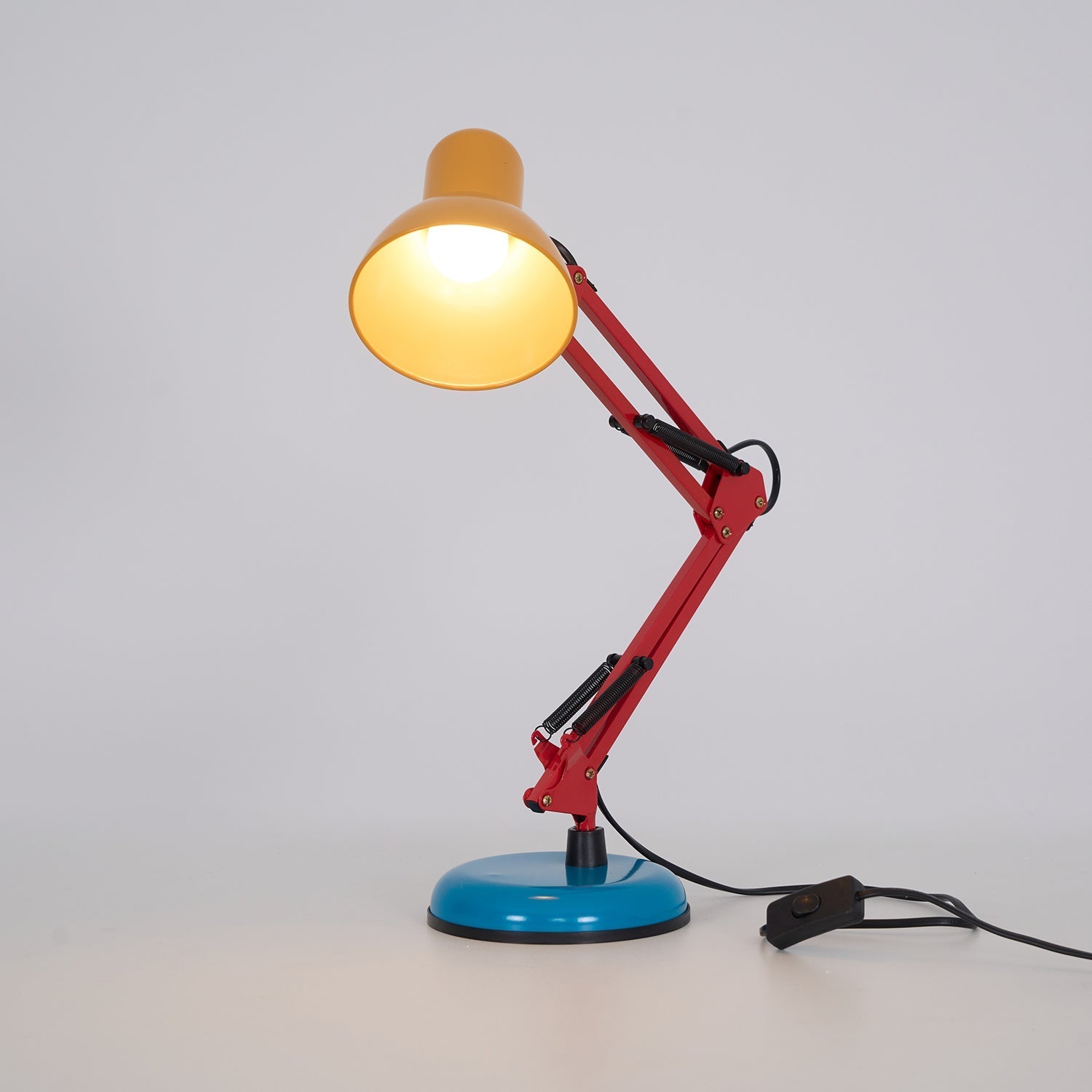 Avesso Table Lamp
