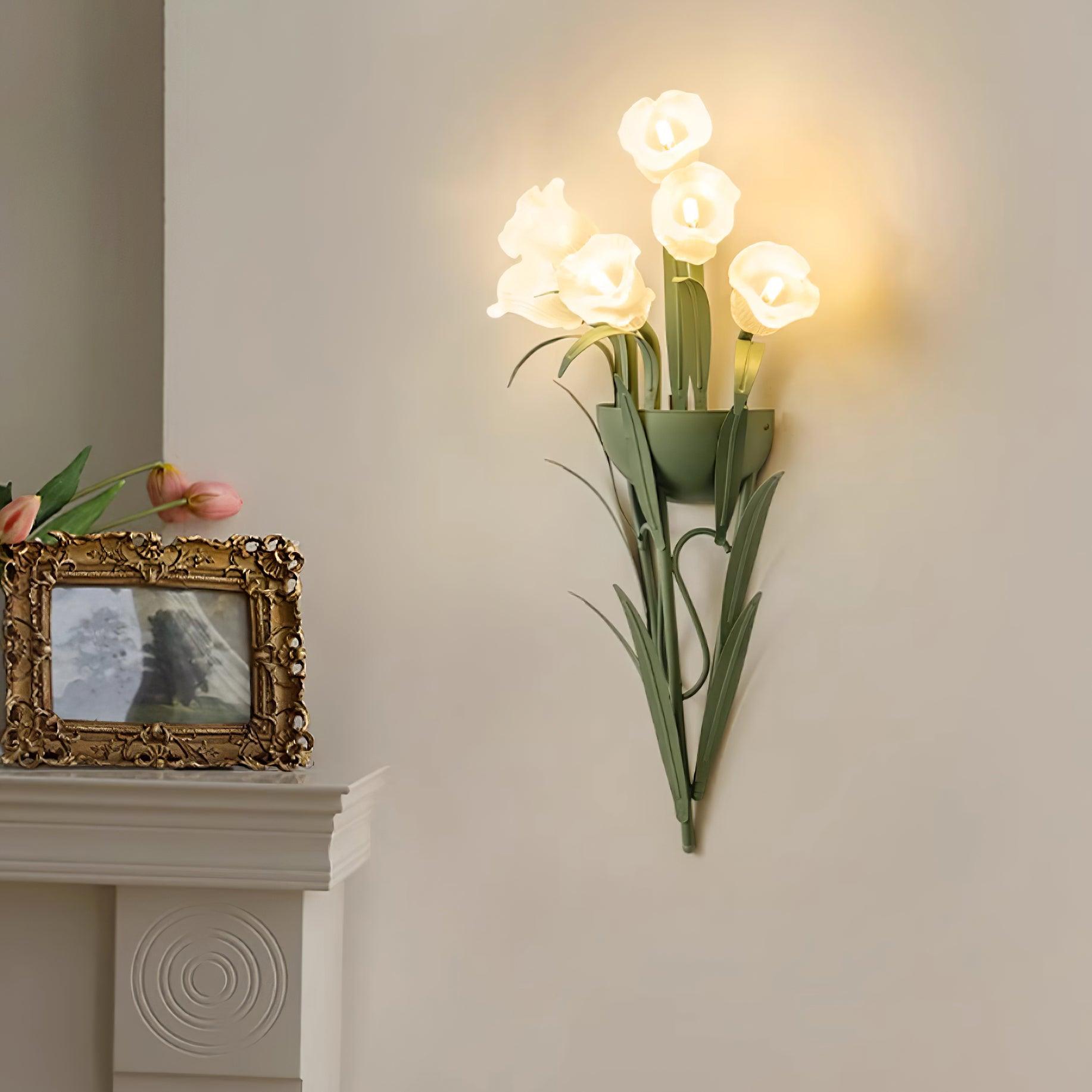 Beslyso Flower Wall Lamp