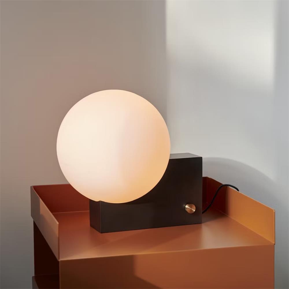 Ballso Table Lamp