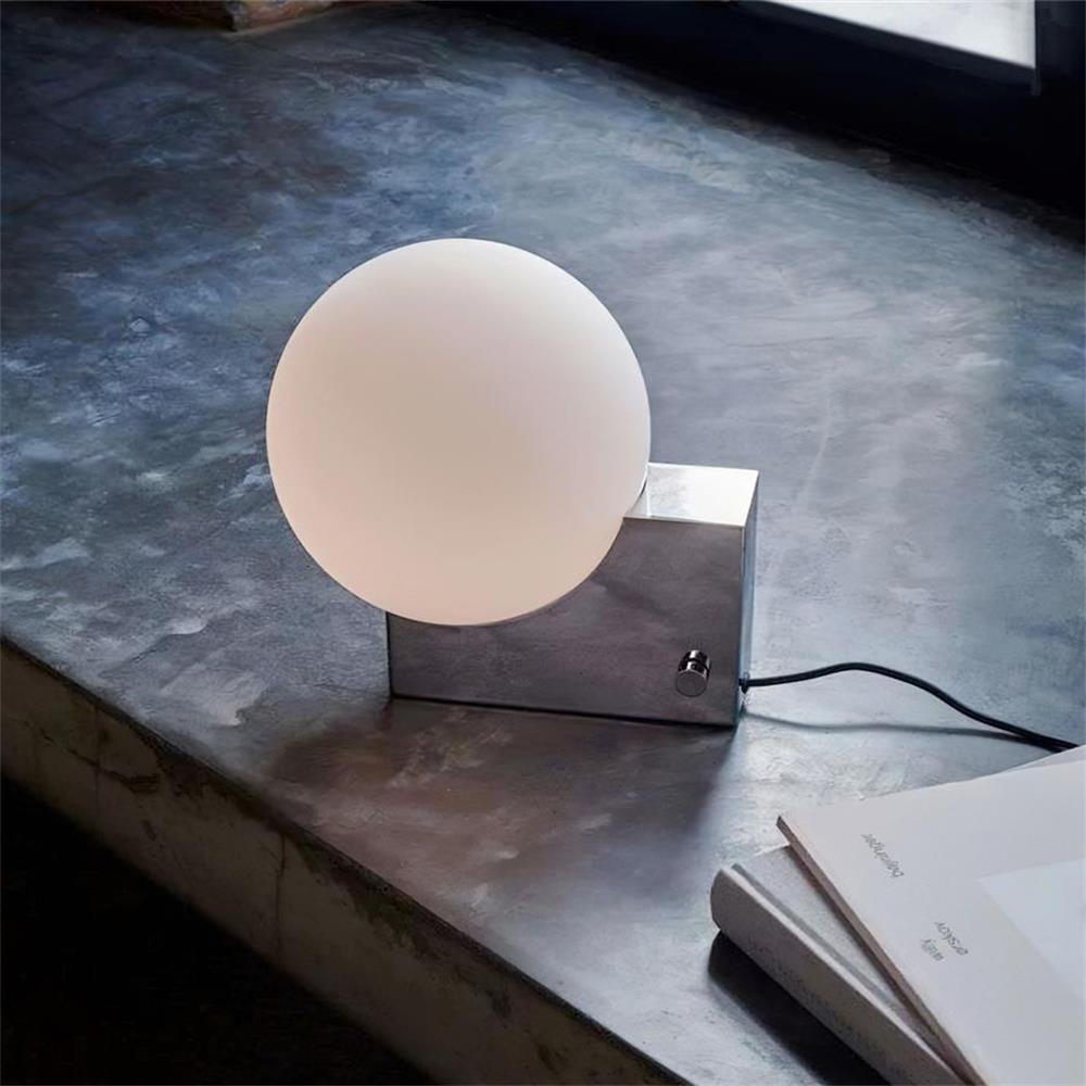 Ballso Table Lamp