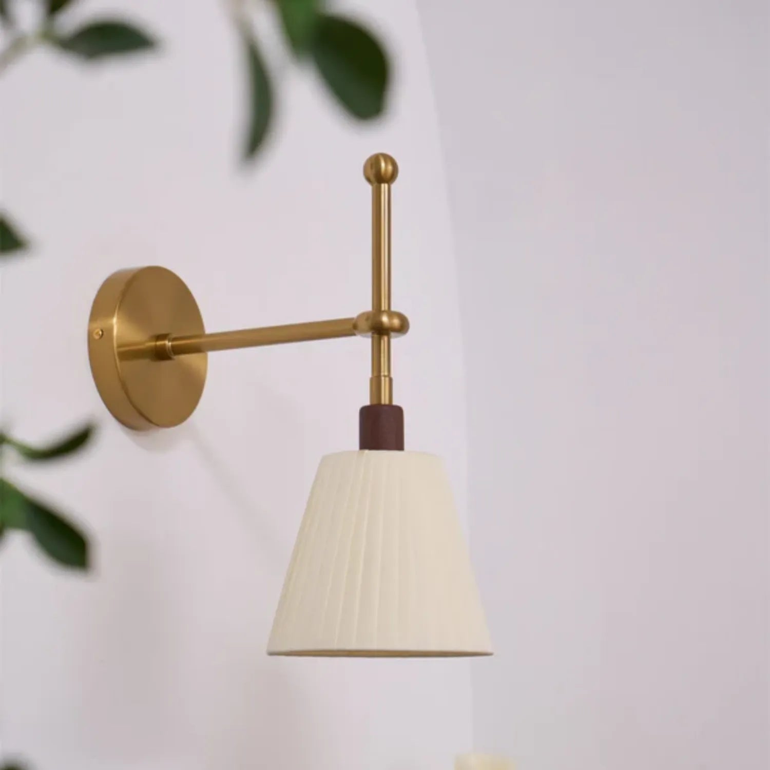 Becoa Wall Lamp