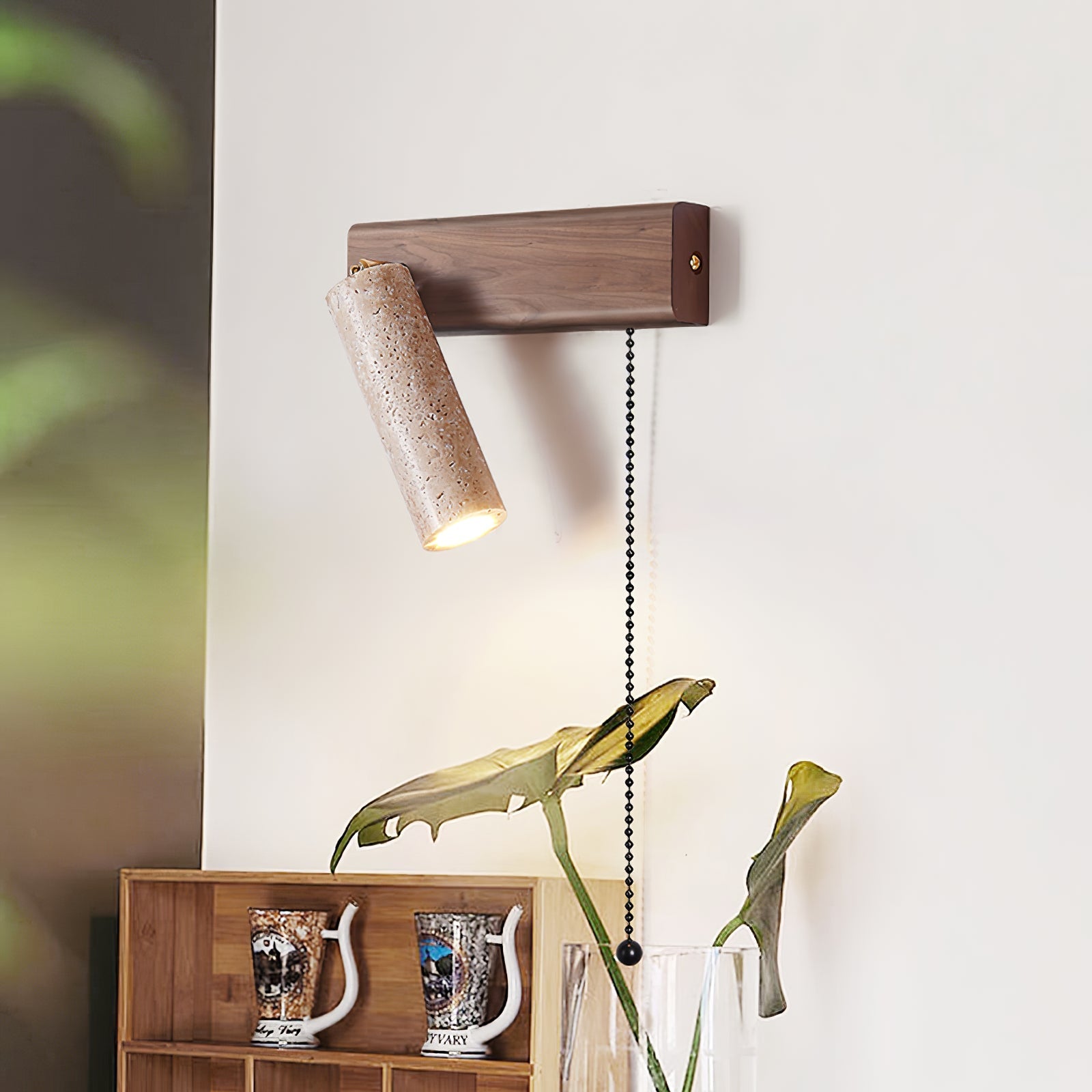 Bemaes Wall Lamp